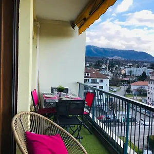  Appartement Appartement confortable wifi parking pleins sud lac et montagne centre proche therme France